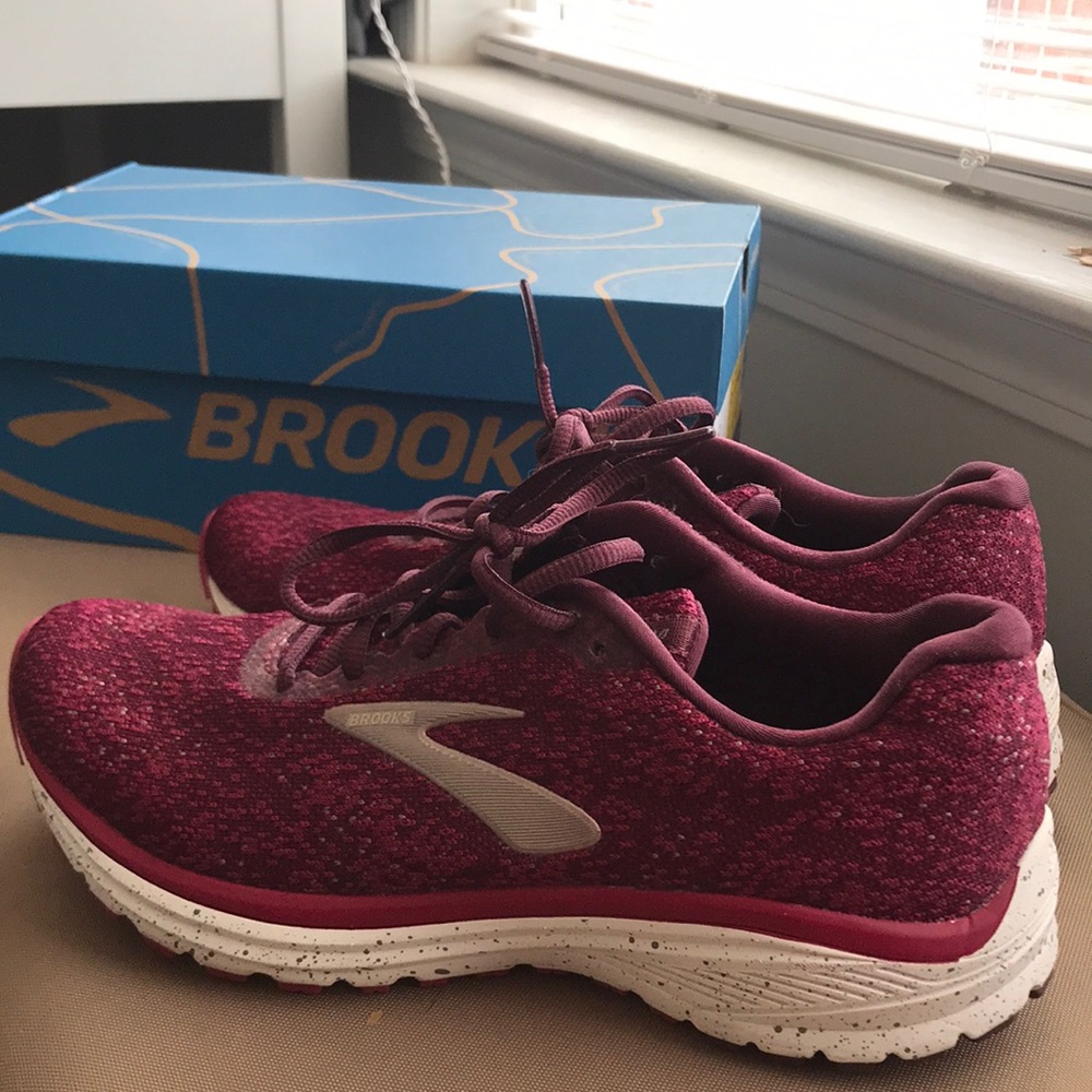 BRAND NEW - Brooks Anthem 2 Women’s Running Shoes